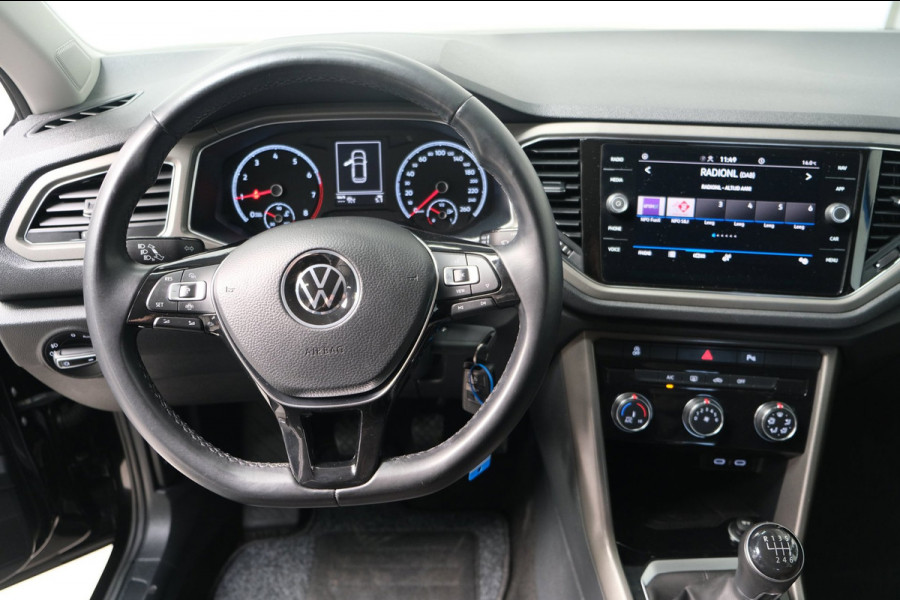 Volkswagen T-Roc 1.0 TSI Style - N.A.P. Airco, Cruise, Navi, PDC, Carplay.