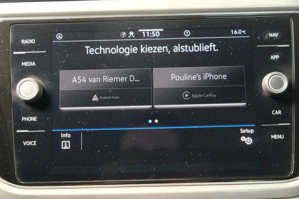 Volkswagen T-Roc 1.0 TSI Style - N.A.P. Airco, Cruise, Navi, PDC, Carplay.