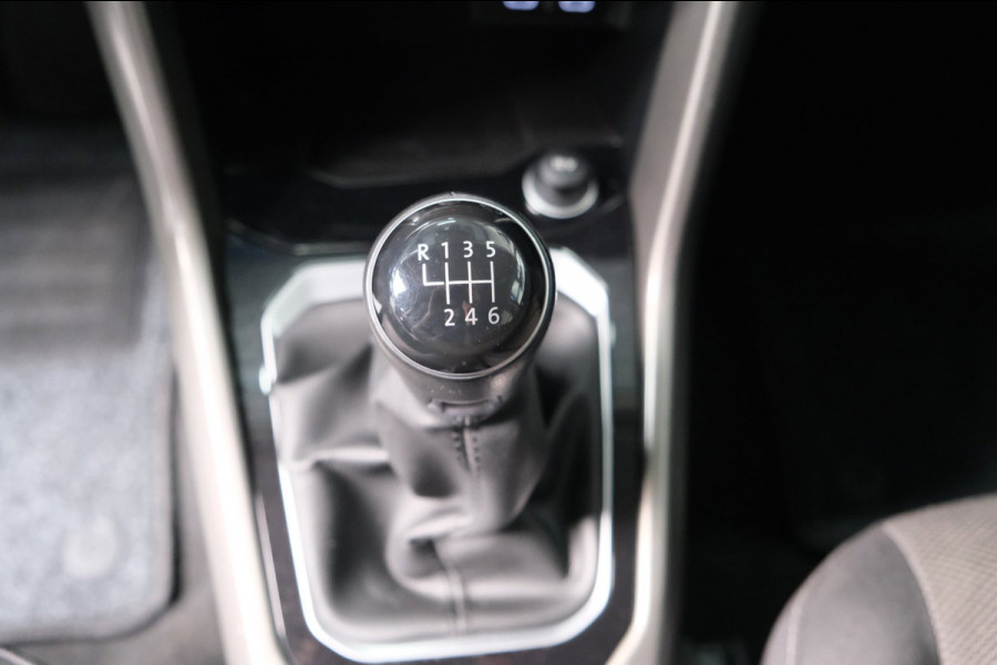 Volkswagen T-Roc 1.0 TSI Style - N.A.P. Airco, Cruise, Navi, PDC, Carplay.