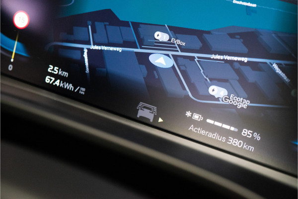 Volvo XC40 Extended Range 82 kWh Ultimate NL AUTO+NAP+1E EIG. | SOH 96% | H/K | Pano | Trekhaak | Pilot | Garantie