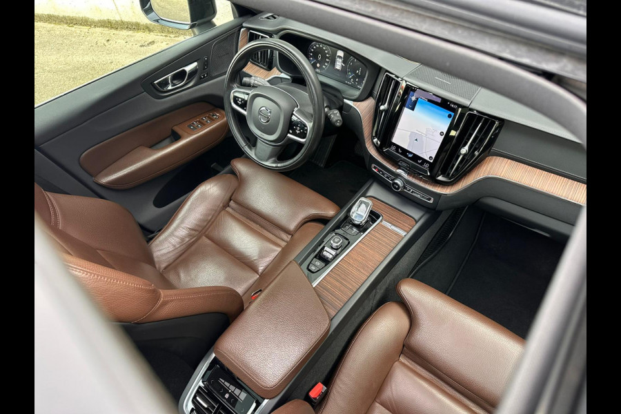 Volvo XC60 2.0 B4 Inscription | Panorama | Adaptive CC | Cam360 | HUD | Blindspot |