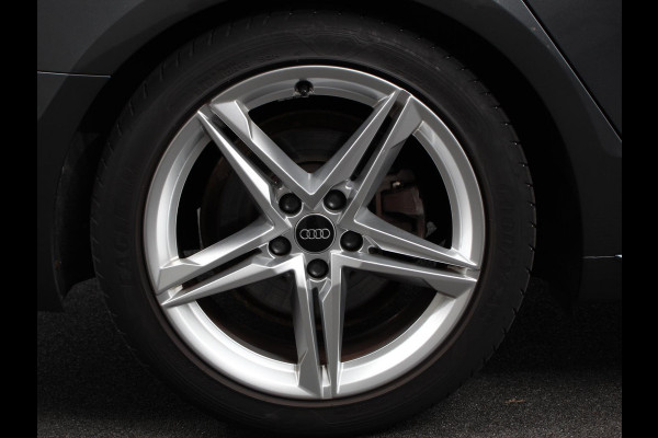 Audi A4 Avant 40 TFSI 205pk S-Tronic S-Line | DEMO ! | Climate control | Adaptive cruise control | Navigatie | Parkeersensoren | Stoelverwarming | Elektrische achterklep | Apple Carplay/ Android Auto