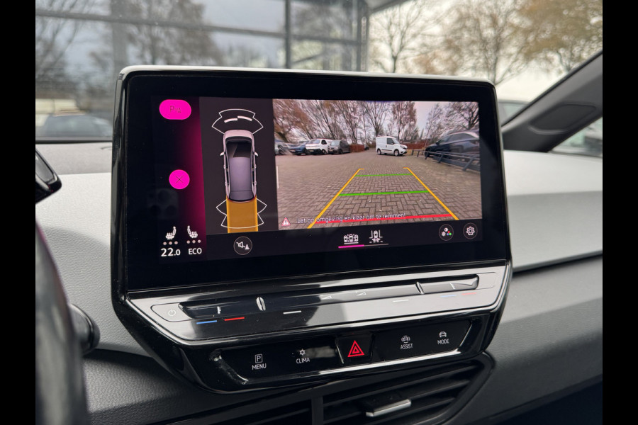 Volkswagen ID.3 First Plus 58 kWh LED/Clima/Cruise/Navi/Camera/LM-Velgen SoH 88% Stoel-stuurverwarming