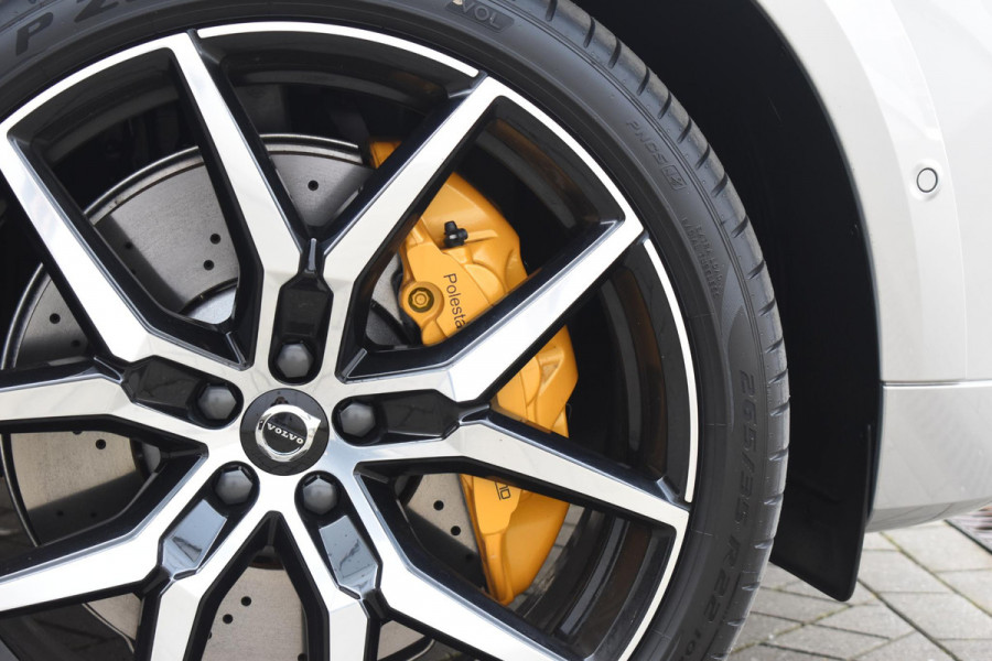 Volvo XC60 T8 455pk Plug-in Hybrid AWD Polestar Engineered / Google infotaiment / Adaptieve cruise control / BLIS/ Panoramamisch schuif-kanteldak / Stoel- en stuurwielverwarming / Apple Carplay / Head-up display / Gelamineerde ramen / 22"Velgen / Bowers & Wilkins audio /