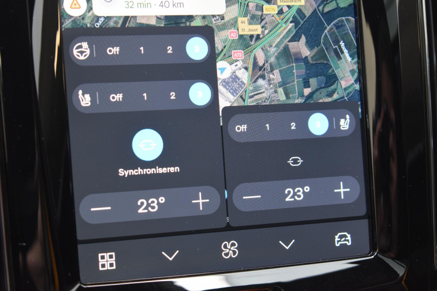 Volvo XC60 T8 455pk Plug-in Hybrid AWD Polestar Engineered / Google infotaiment / Adaptieve cruise control / BLIS/ Panoramamisch schuif-kanteldak / Stoel- en stuurwielverwarming / Apple Carplay / Head-up display / Gelamineerde ramen / 22"Velgen / Bowers & Wilkins audio /