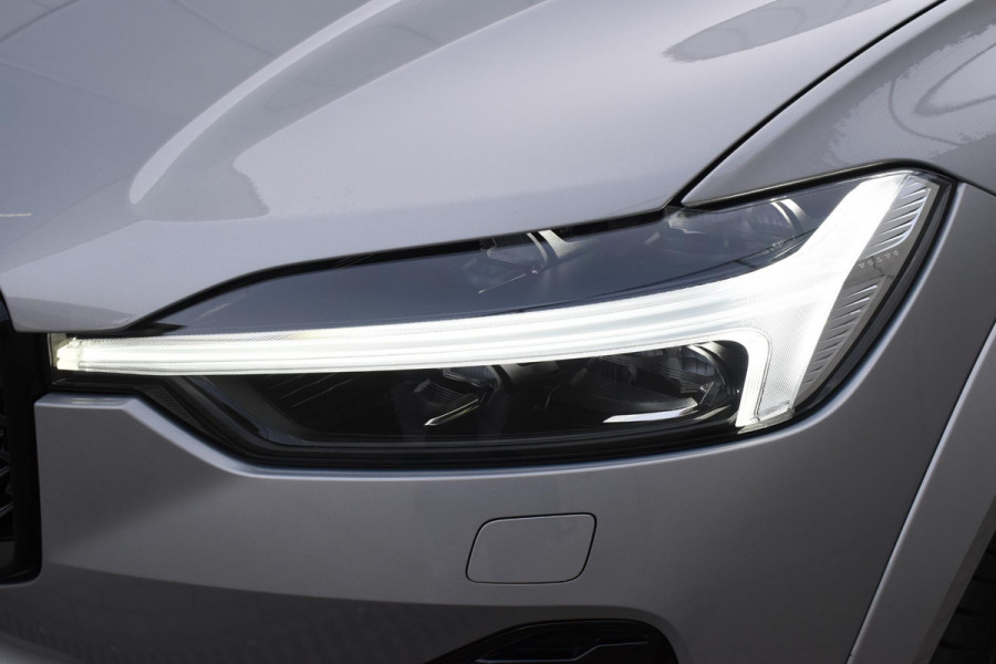 Volvo XC60 T8 455pk Plug-in Hybrid AWD Polestar Engineered / Google infotaiment / Adaptieve cruise control / BLIS/ Panoramamisch schuif-kanteldak / Stoel- en stuurwielverwarming / Apple Carplay / Head-up display / Gelamineerde ramen / 22"Velgen / Bowers & Wilkins audio /
