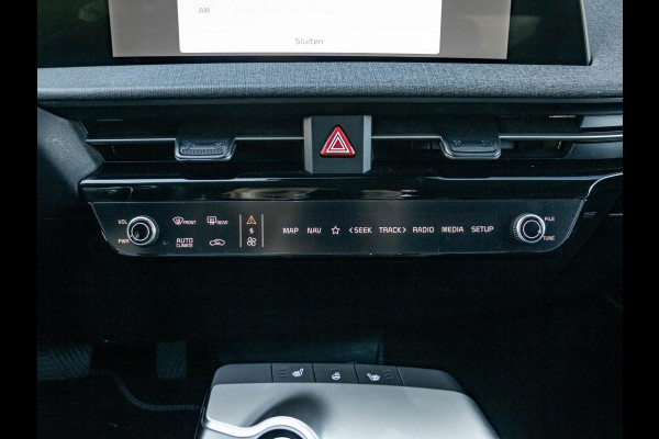 Kia Ev6 Light Edition 58 kWh | 17% Bijtelling | Uit voorraad leverbaar | Navigatie | Camera | Snel rijden | Stoel & Stuur verwarming