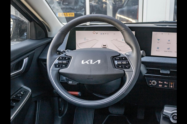 Kia Ev6 Light Edition 58 kWh | 17% Bijtelling | Uit voorraad leverbaar | Navigatie | Camera | Snel rijden | Stoel & Stuur verwarming