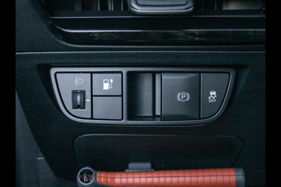 Kia Ev6 Light Edition 58 kWh | 17% Bijtelling | Uit voorraad leverbaar | Navigatie | Camera | Snel rijden | Stoel & Stuur verwarming