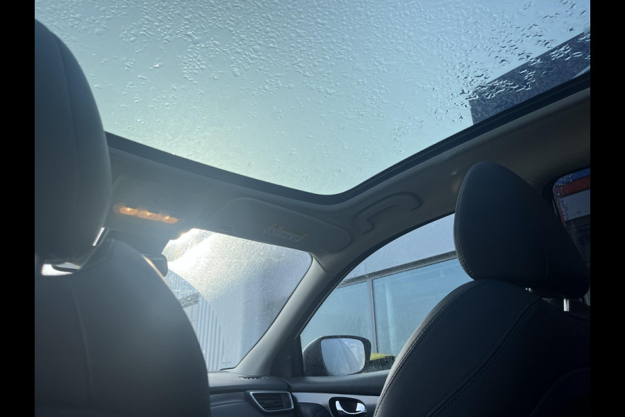 Nissan QASHQAI 1.2 Tekna 115pk | Panoramadak | Trekhaak | Navigatie