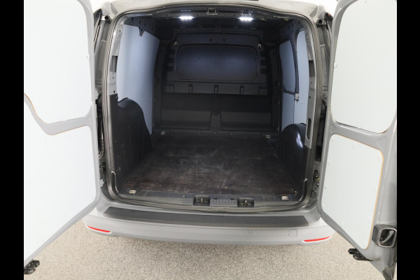 Volkswagen Caddy Cargo 2.0 TDI Comfort 102PK | Navigatie | Airco | Bumpers in kleur | Parkeersensoren voor en achter |