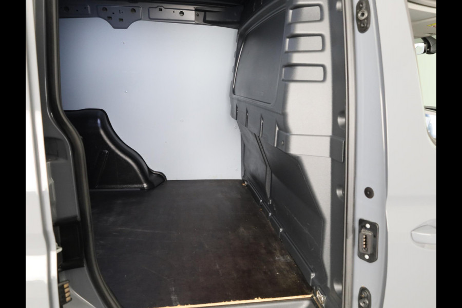 Volkswagen Caddy Cargo 2.0 TDI Comfort 102PK | Navigatie | Airco | Bumpers in kleur | Parkeersensoren voor en achter |