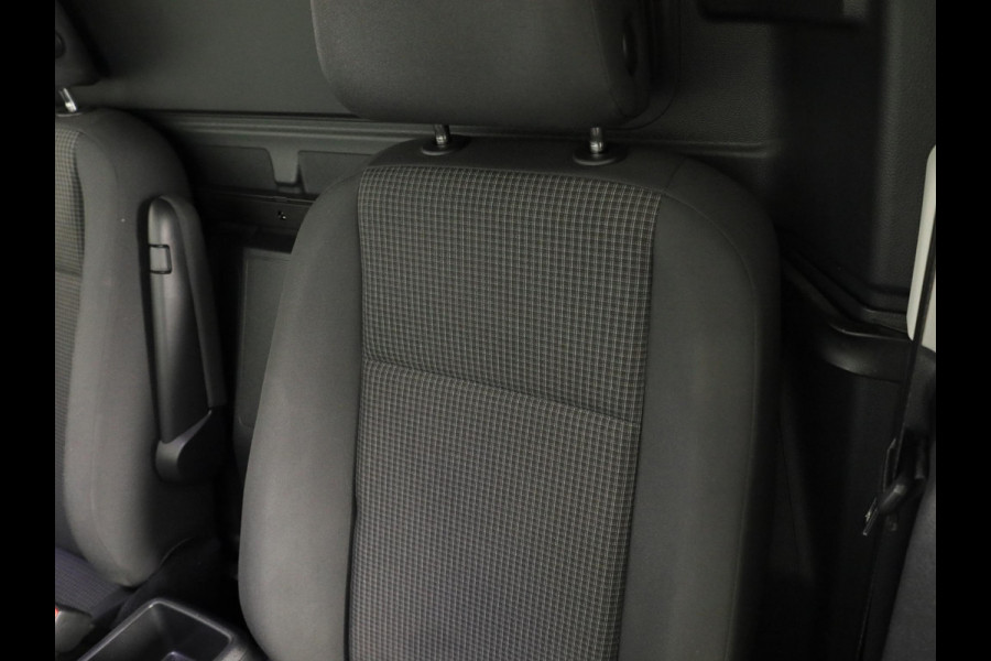 Volkswagen Caddy Cargo 2.0 TDI Comfort 102PK | Navigatie | Airco | Bumpers in kleur | Parkeersensoren voor en achter |