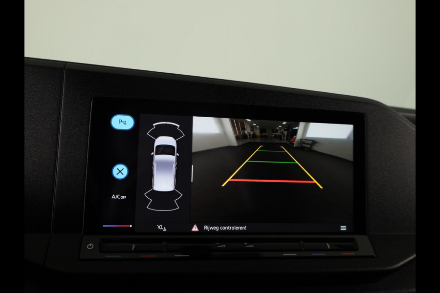 Volkswagen Caddy Cargo 2.0 TDI Comfort 102PK | Navigatie | Airco | Bumpers in kleur | Parkeersensoren voor en achter |