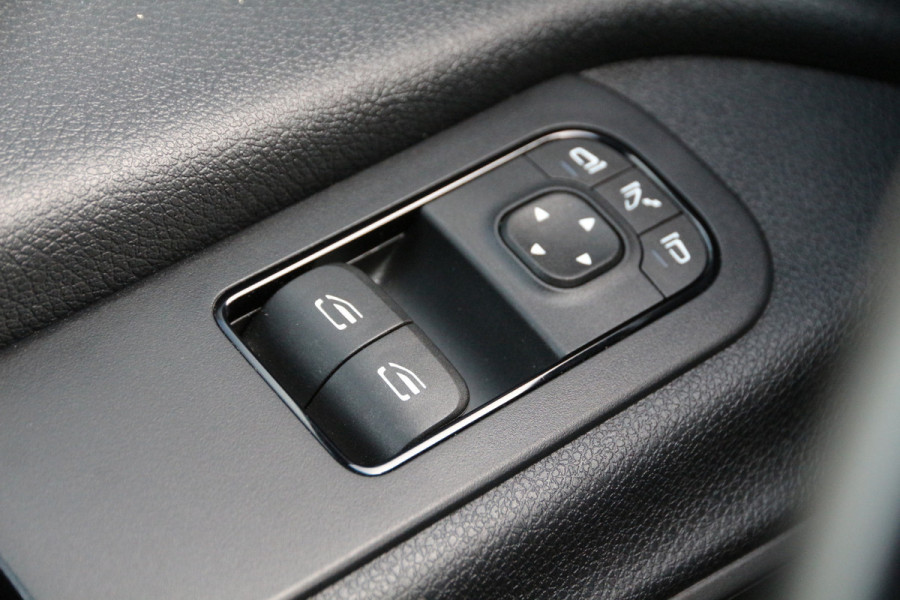 Mercedes-Benz Sprinter 317 CDI | Aut. | L2H2 | Omvormer | Inrichting | Luifel | 3.5t trekgewicht..