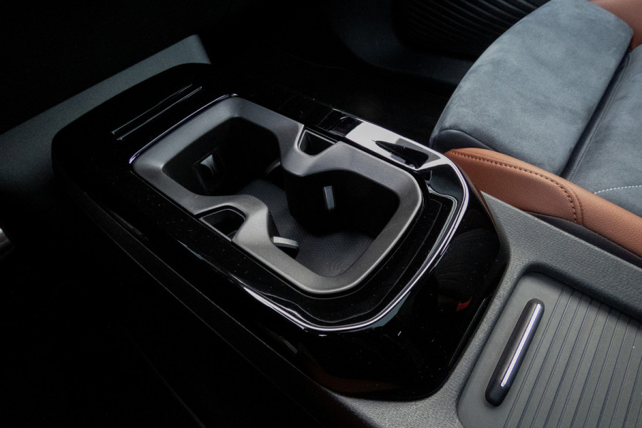 Volkswagen ID.4 First PRO MAX 77 kWh | SOH 91% | IQ-LIGHT | 360 CAMERA | STOELMASSAGE | ACC