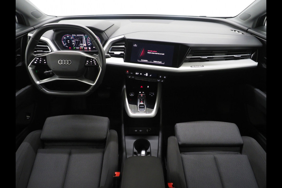 Audi Q4 e-tron 40 Edition 82 kWh | Stoelverwarming | Cruise | Climate | Carplay | Zwarte Hemel | DAB | PDC