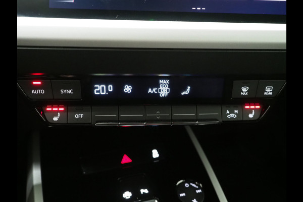 Audi Q4 e-tron 40 Edition 82 kWh | Stoelverwarming | Cruise | Climate | Carplay | Zwarte Hemel | DAB | PDC