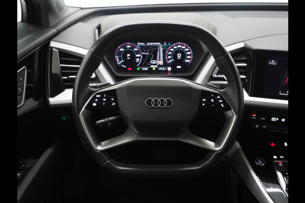 Audi Q4 e-tron 40 Edition 82 kWh | Stoelverwarming | Cruise | Climate | Carplay | Zwarte Hemel | DAB | PDC