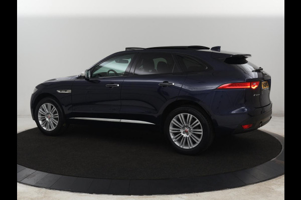 Jaguar F-Pace 2.0 R-Sport AWD 25t | Panoramadak | Leder | Stoelverwarming | Bi-Xenon | Camera | Navigatie | 20'' | Meridian Surround | Bluetooth | Cruise control | Parkeerhulp | Climate control