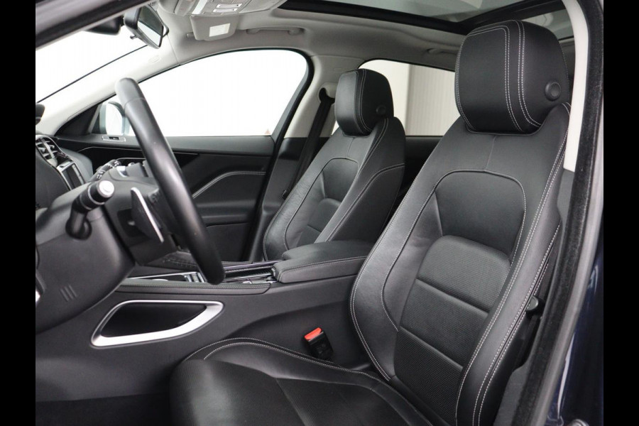 Jaguar F-Pace 2.0 R-Sport AWD 25t | Panoramadak | Leder | Stoelverwarming | Bi-Xenon | Camera | Navigatie | 20'' | Meridian Surround | Bluetooth | Cruise control | Parkeerhulp | Climate control