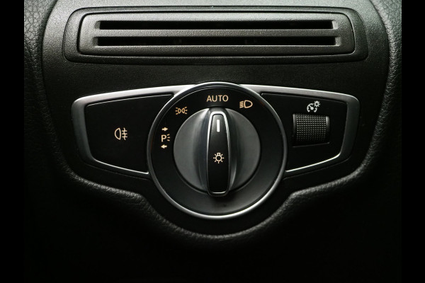 Mercedes-Benz GLC 300e 4MATIC | Camera | Dodehoekdetectie | Cruise | DAB | LED | PDC | Climate