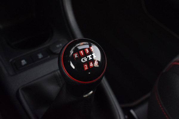 Volkswagen up! GTI 1.0 TSI 116pk | Origineel NL | Pano | Camera | Beats