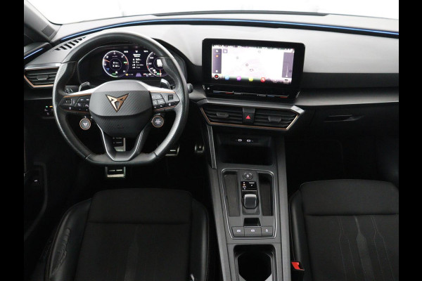 CUPRA Leon 1.4 eHybrid VZ | 245pk | Stoelverwarming | Carplay | Sfeerverlichting | Adaptive cruise | Navigatie | Full LED | Half leder | Stuurverwarming | Camera | Full LED | Keyless | PHEV | Plug In