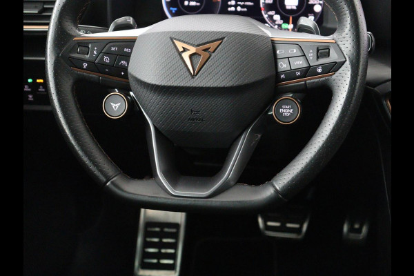 CUPRA Leon 1.4 eHybrid VZ | 245pk | Stoelverwarming | Carplay | Sfeerverlichting | Adaptive cruise | Navigatie | Full LED | Half leder | Stuurverwarming | Camera | Full LED | Keyless | PHEV | Plug In