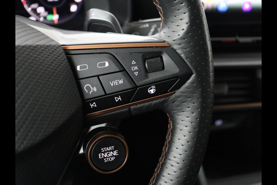 CUPRA Leon 1.4 eHybrid VZ | 245pk | Stoelverwarming | Carplay | Sfeerverlichting | Adaptive cruise | Navigatie | Full LED | Half leder | Stuurverwarming | Camera | Full LED | Keyless | PHEV | Plug In