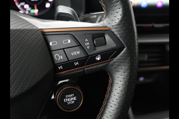 CUPRA Leon 1.4 eHybrid VZ | 245pk | Stoelverwarming | Carplay | Sfeerverlichting | Adaptive cruise | Navigatie | Full LED | Half leder | Stuurverwarming | Camera | Full LED | Keyless | PHEV | Plug In