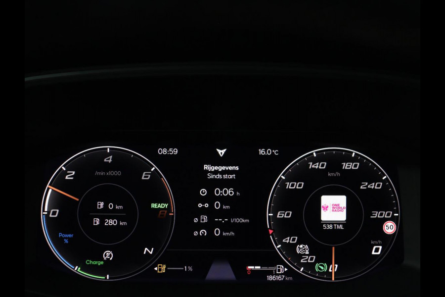 CUPRA Leon 1.4 eHybrid VZ | 245pk | Stoelverwarming | Carplay | Sfeerverlichting | Adaptive cruise | Navigatie | Full LED | Half leder | Stuurverwarming | Camera | Full LED | Keyless | PHEV | Plug In