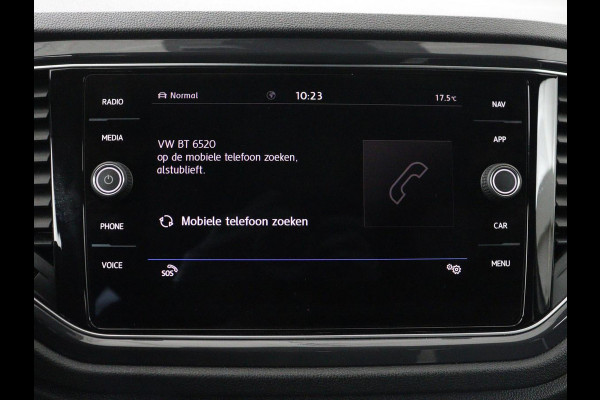 Volkswagen T-Roc 1.5 TSI Sport R Line | Trekhaak | Carplay | Full LED | Navigatie | Virtual Cockpit | Adaptive cruise | Parkeerhulp | 18'' | Climate control | Bluetooth | Getint glas