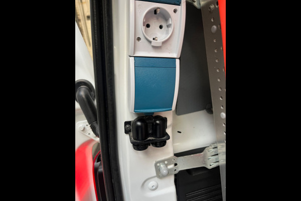 Opel Combo Servicewagen 1.6D 100pk euro6 L2H1 MAXI, Sortimo Inrichting, Omvormer V230, Trekhaak, RIJKLAARPRIJS!