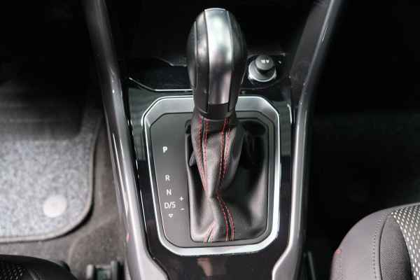 Volkswagen T-Roc 1.5 TSI Sport Business R-Line Automaat - N.A.P. Airco, Cruise, Virtual Display, Carplay.