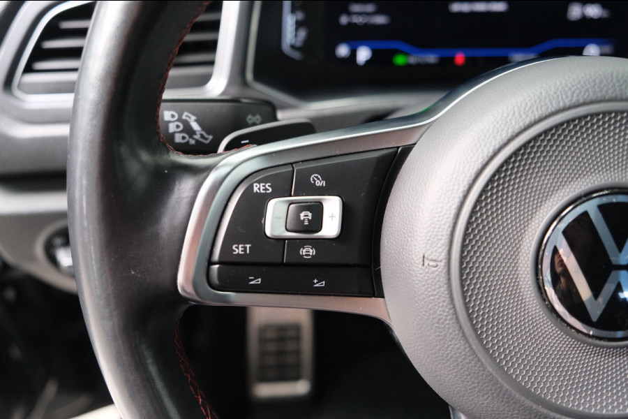 Volkswagen T-Roc 1.5 TSI Sport Business R-Line Automaat - N.A.P. Airco, Cruise, Virtual Display, Carplay.
