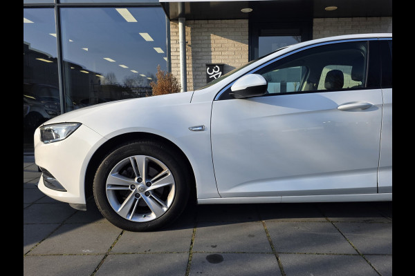Opel Insignia Grand Sport 1.5 Turbo Business Executive Automaat – Parkeersensor - Navi – Luxe - Nap –
