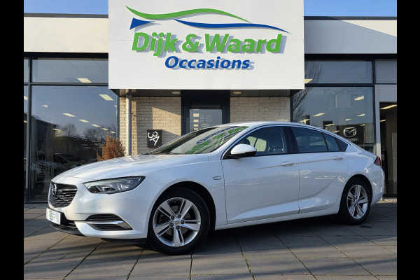 Opel Insignia Grand Sport 1.5 Turbo Business Executive Automaat – Parkeersensor - Navi – Luxe - Nap –