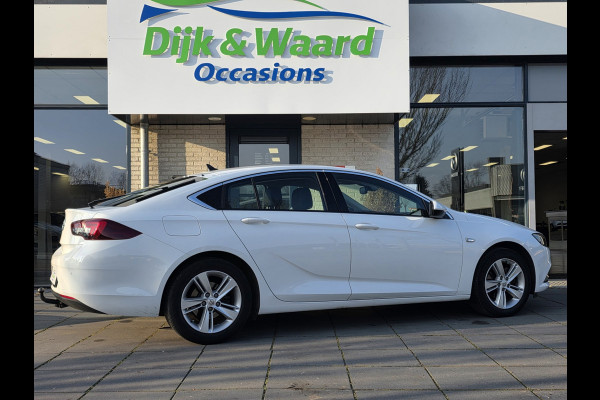 Opel Insignia Grand Sport 1.5 Turbo Business Executive Automaat – Parkeersensor - Navi – Luxe - Nap –