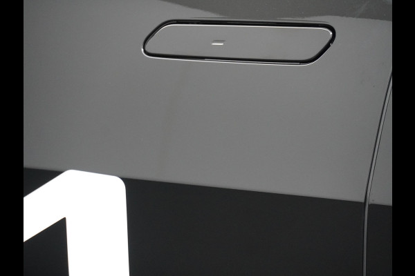 Kia Ev6 GT-Line Business Edition 84 kWh - Stoelverwarming/Ventilatie - GT-Line Design - Led Matrix koplampen - Elektrisch verstelbare voorstoelen met geheugen - Elektrische achterklep - Draadloos Apple Carplay/Android Auto - Fabrieksgarantie tot 10-2033