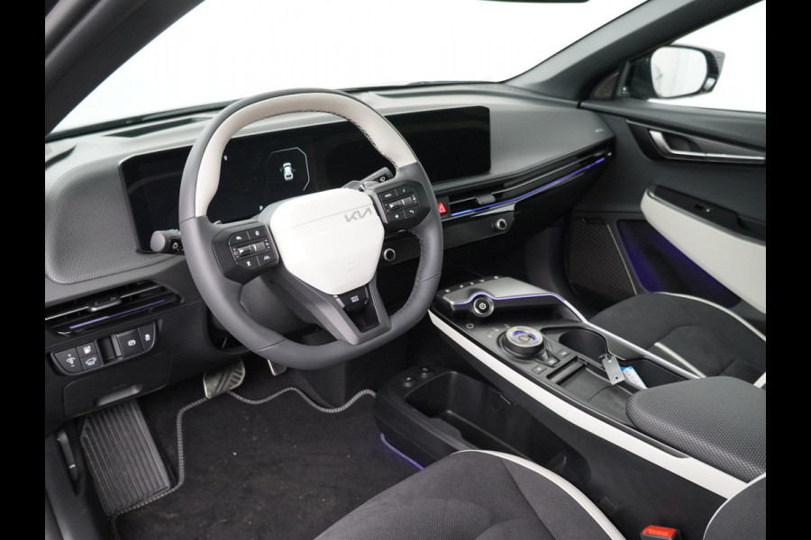 Kia Ev6 GT-Line Business Edition 84 kWh - Stoelverwarming/Ventilatie - GT-Line Design - Led Matrix koplampen - Elektrisch verstelbare voorstoelen met geheugen - Elektrische achterklep - Draadloos Apple Carplay/Android Auto - Fabrieksgarantie tot 10-2033
