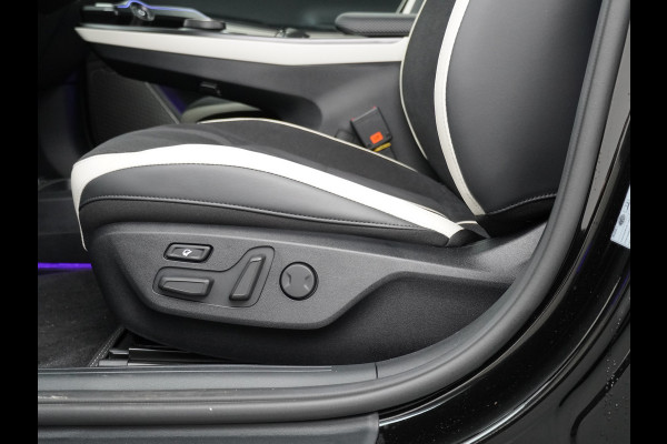 Kia Ev6 GT-Line Business Edition 84 kWh - Stoelverwarming/Ventilatie - GT-Line Design - Led Matrix koplampen - Elektrisch verstelbare voorstoelen met geheugen - Elektrische achterklep - Draadloos Apple Carplay/Android Auto - Fabrieksgarantie tot 10-2033