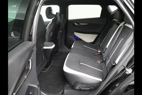Kia Ev6 GT-Line Business Edition 84 kWh - Stoelverwarming/Ventilatie - GT-Line Design - Led Matrix koplampen - Elektrisch verstelbare voorstoelen met geheugen - Elektrische achterklep - Draadloos Apple Carplay/Android Auto - Fabrieksgarantie tot 10-2033