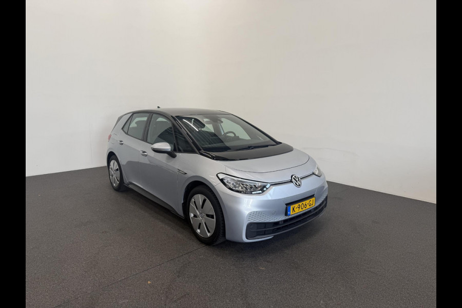 Volkswagen ID.3 Life 58 kWh Airco ECC Navi Carplay PDC VA Adaptive Cruise Control Full LED Sfeerverlichting
