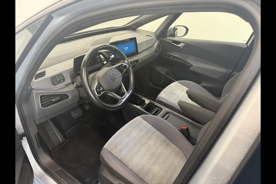 Volkswagen ID.3 Life 58 kWh Airco ECC Navi Carplay PDC VA Adaptive Cruise Control Full LED Sfeerverlichting