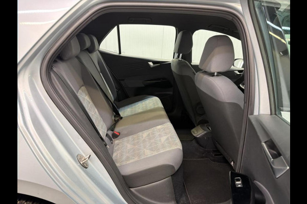 Volkswagen ID.3 Life 58 kWh Airco ECC Navi Carplay PDC VA Adaptive Cruise Control Full LED Sfeerverlichting