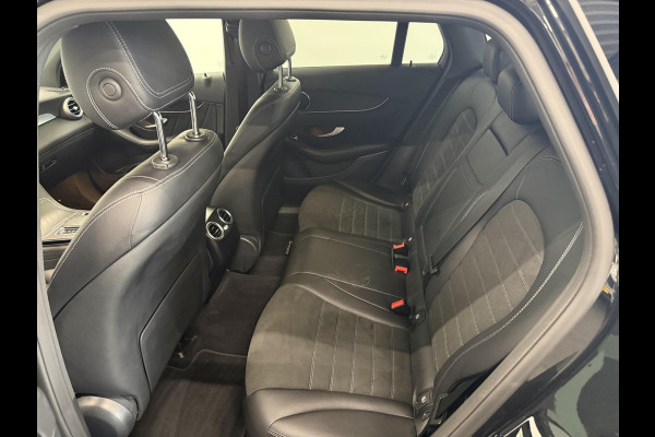 Mercedes-Benz GLC 300e 4MATIC Automaat PHEV AMG Line | Navigatie | Cruise Control | Parkeersensoren | Stoelverwarming | Panorama dak | Matrix LED-koplampen | Virtual Cockpit | Surround-systeem Burmester | Inductielader