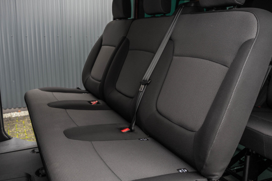 Renault Trafic Blue dCi 150PK | L2H1 | 9-Zits | LED | Camera | Navi | Zijschuifdeur R+L | Cruise | Airco | PDC