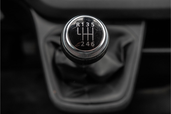 Renault Trafic Blue dCi 150PK | L2H1 | 9-Zits | LED | Camera | Navi | Zijschuifdeur R+L | Cruise | Airco | PDC