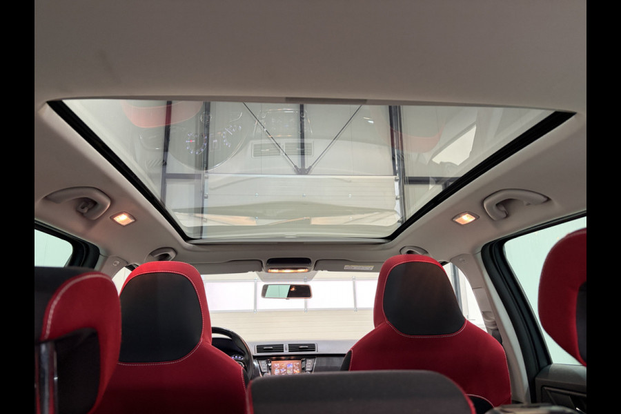 Škoda Fabia Combi 1.0 TSI Monte Carlo Panoramadak / Navigatie / Trekhaak / LED / NL Auto